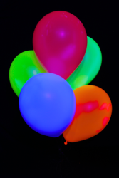 50 ballons baudruche ovales mix de couleurs fluo Ø30 cm
