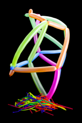 100 ballons à modeler mix de couleurs fluo Ø5 x150 cm