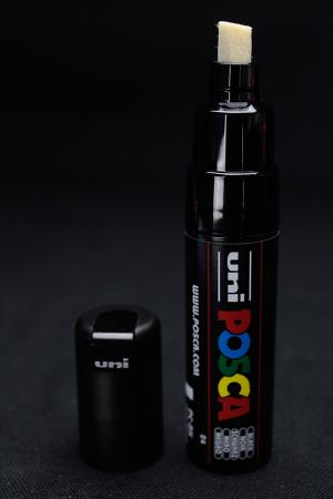 Marqueur Posca Noir 8mm